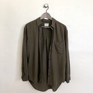 Aritzia Community Veritas Oversized Cotton Linen Button Down Size Small